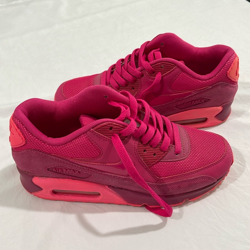 Nike Air Max 90 Premium “Fireberry”